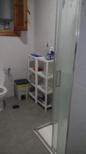 Stunning double bedroom in a 4-bedroom flat close to Puerta de Purchena
