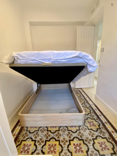 Charming double bedroom with balcony in proximity to Facultad de Derecho - Gallery - 19