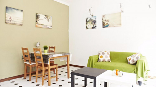 Warm and pleasant double bedroom near the Vallarca metro  - Gallery -  5