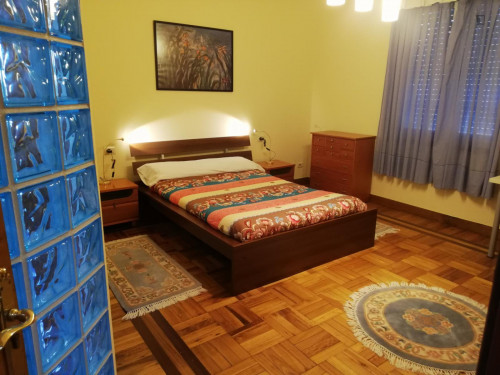 Welcoming double ensuite bedroom in Santiago de Vigo