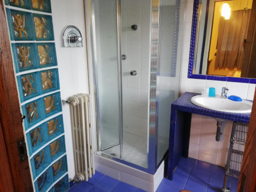 Welcoming double ensuite bedroom in Santiago de Vigo