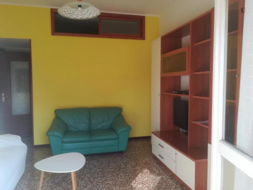 Comfy 2 bedroom apartment close to Palazzo Ducale