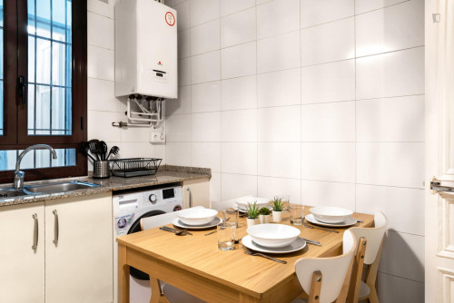 Double bedroom in a 5 bedroom apartment  - Gallery -  5