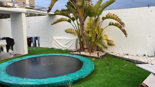 Comfy double bedroom close to Alicante