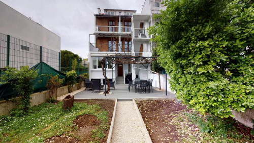 Very nice double bedroom not very far from Meudon train station