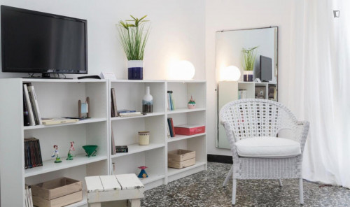 Cute 2-bedroom apartment next to Castello Carlo V  - Gallery -  5
