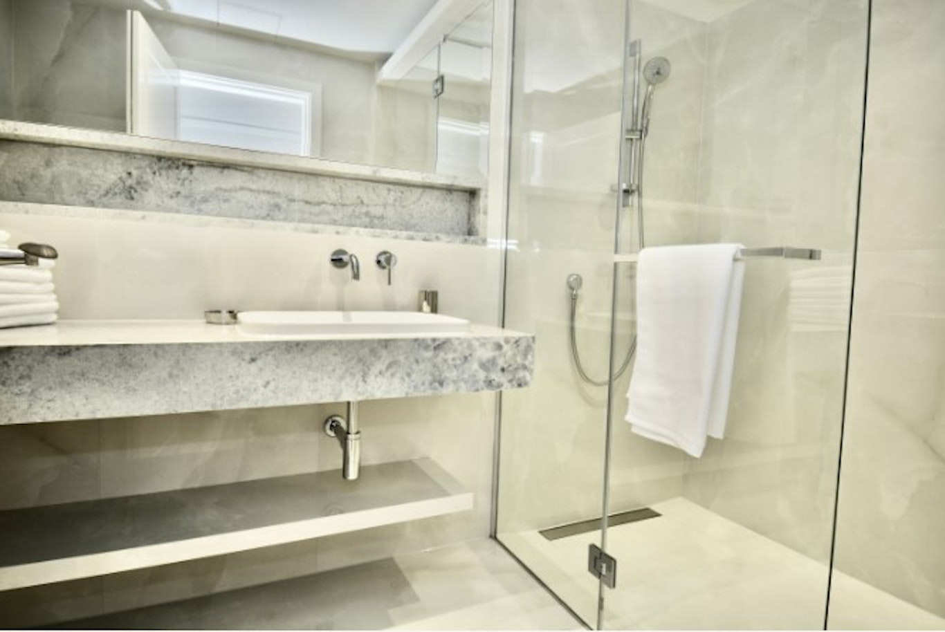  4 Bedroom Deluxe  -  Regent's Park  - Gallery -  10