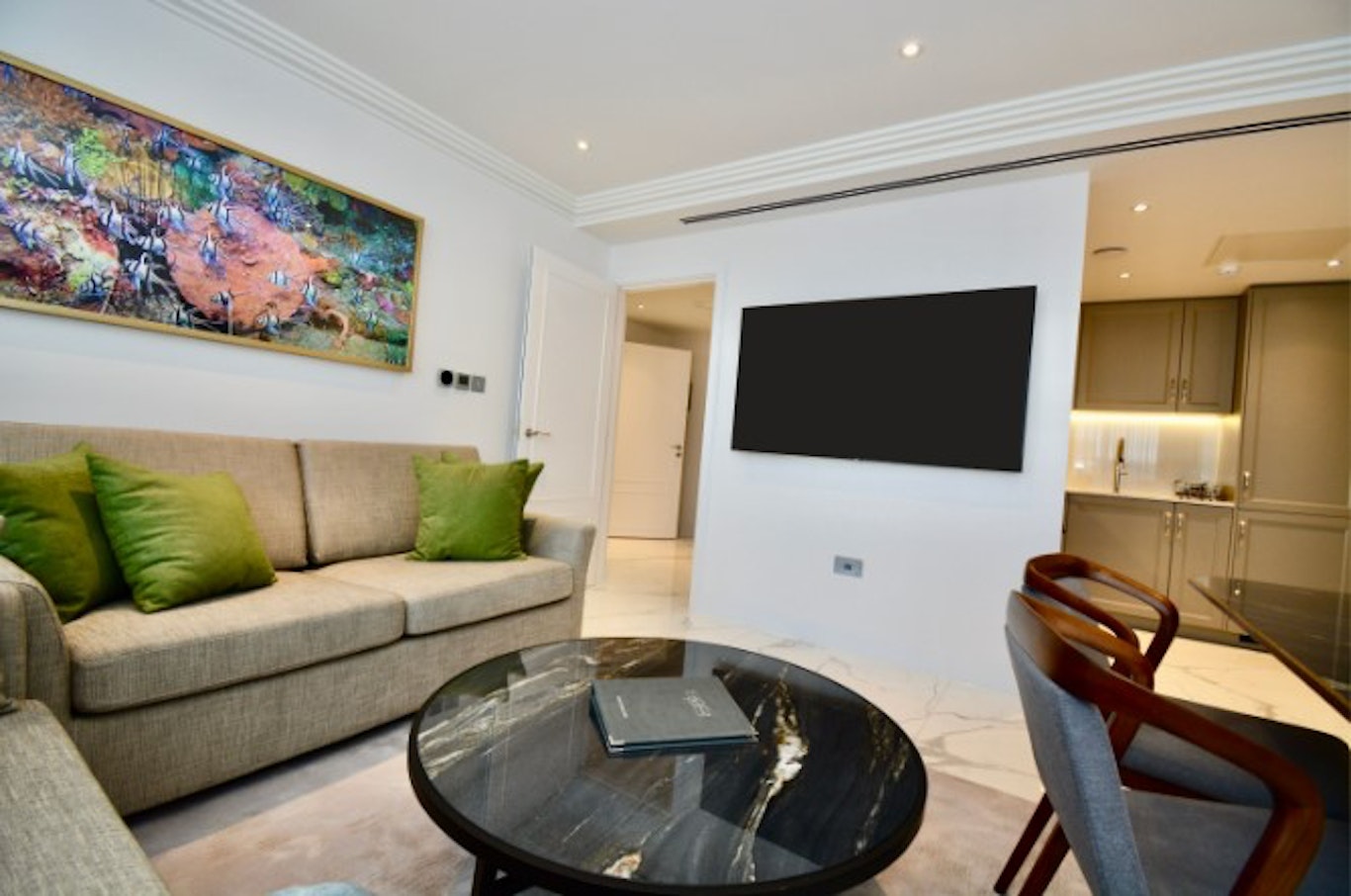  4 Bedroom Deluxe  -  Regent's Park  - Gallery -  8