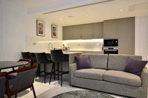  3 Bedroom Family Deluxe  -  Regent's Park  - Gallery -  17