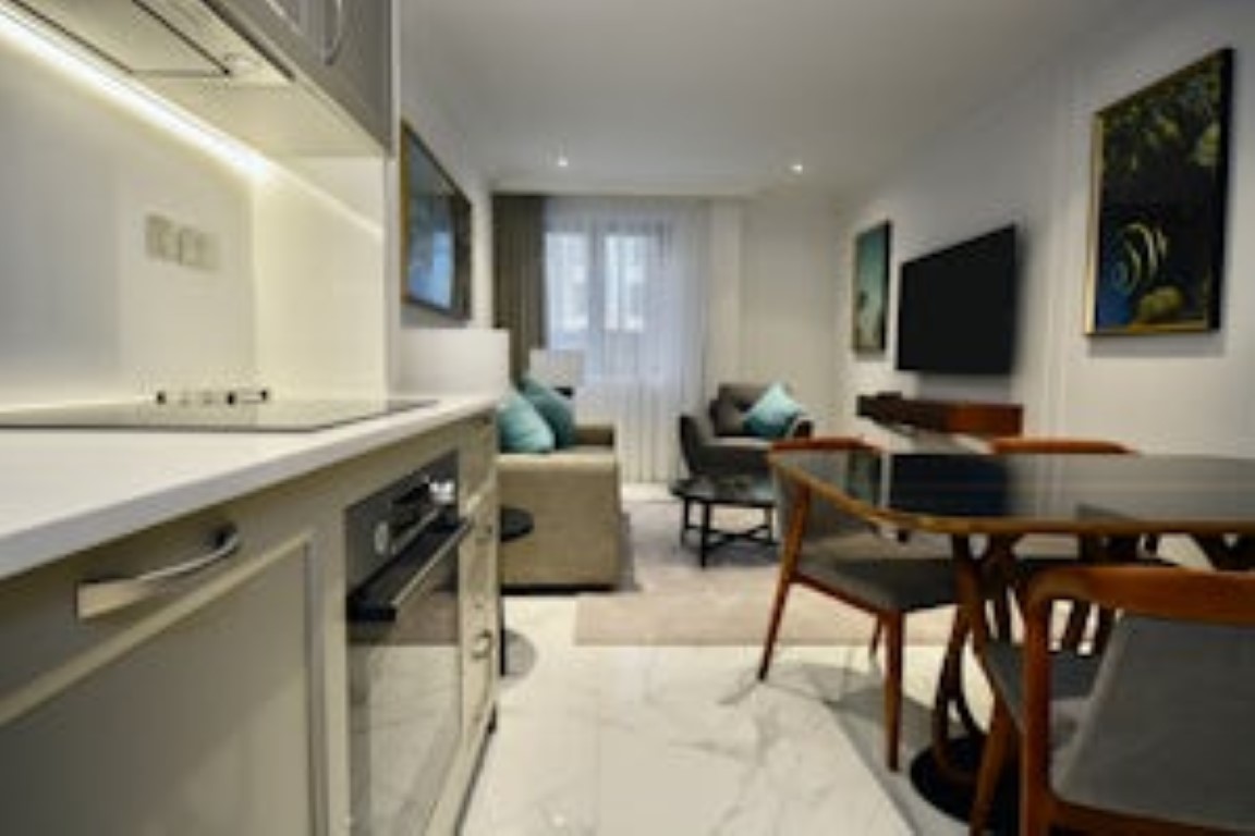  4 Bedroom Family Deluxe  -  Regent's Park  - Gallery -  13