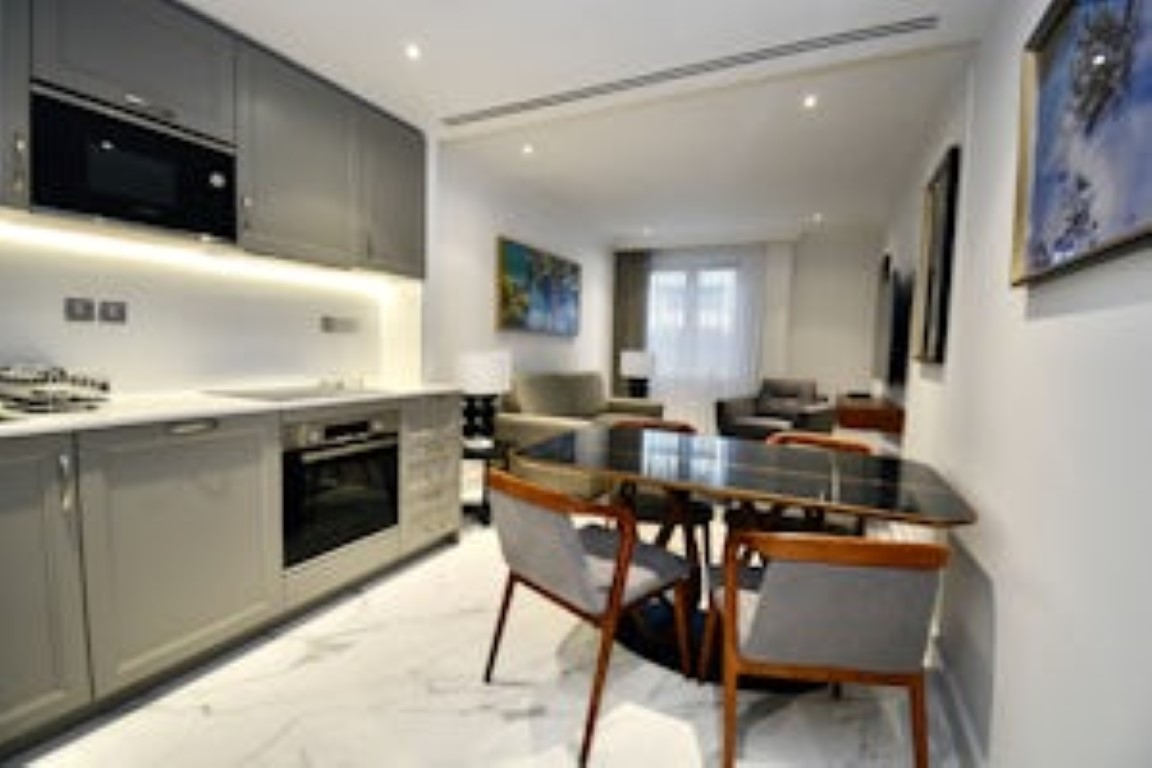  4 Bedroom Family Deluxe  -  Regent's Park  - Gallery -  31