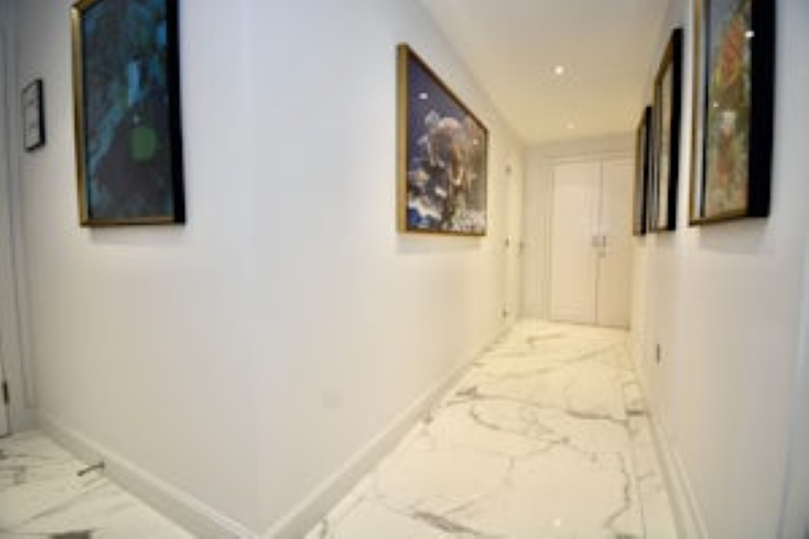  4 Bedroom Family Deluxe  -  Regent's Park  - Gallery -  12