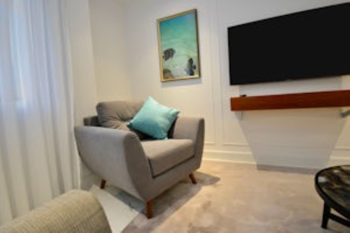  4 Bedroom Family Deluxe  -  Regent's Park  - Gallery -  25
