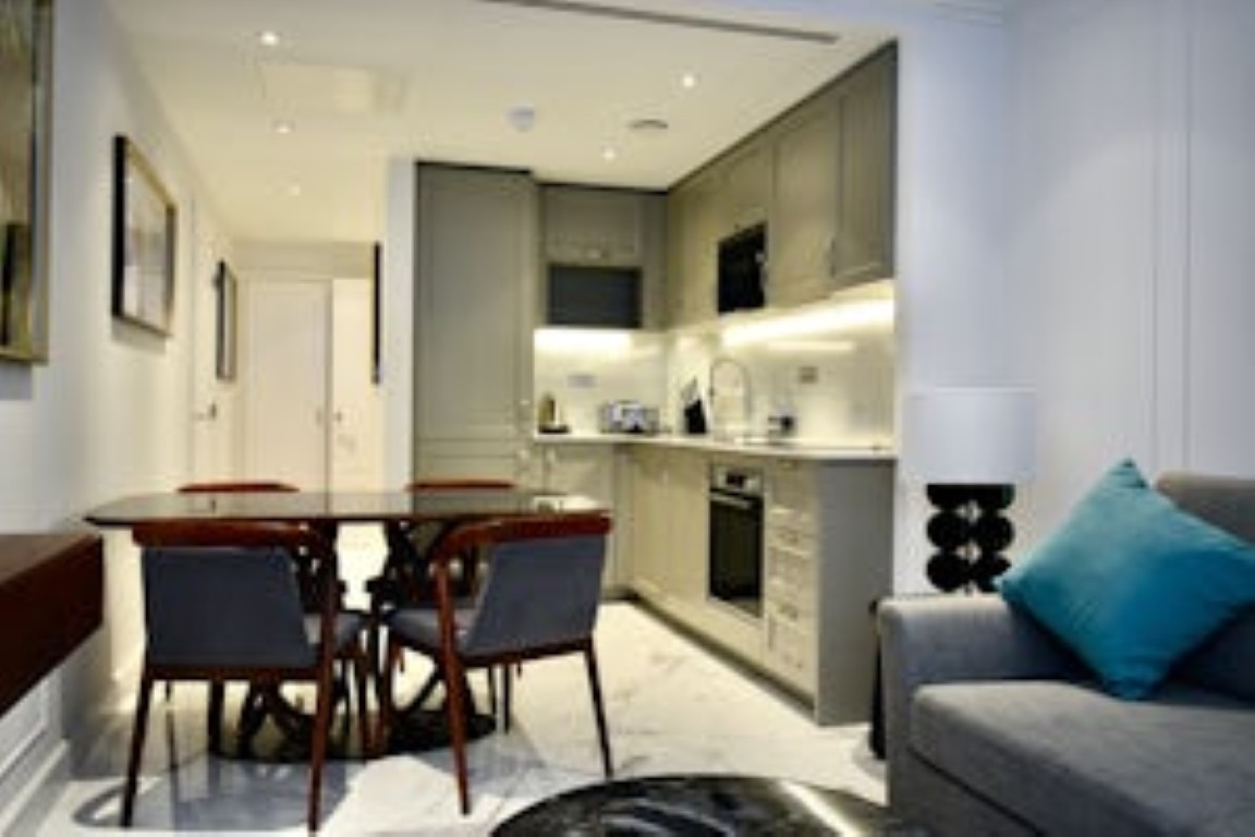  4 Bedroom Family Deluxe  -  Regent's Park  - Gallery -  21
