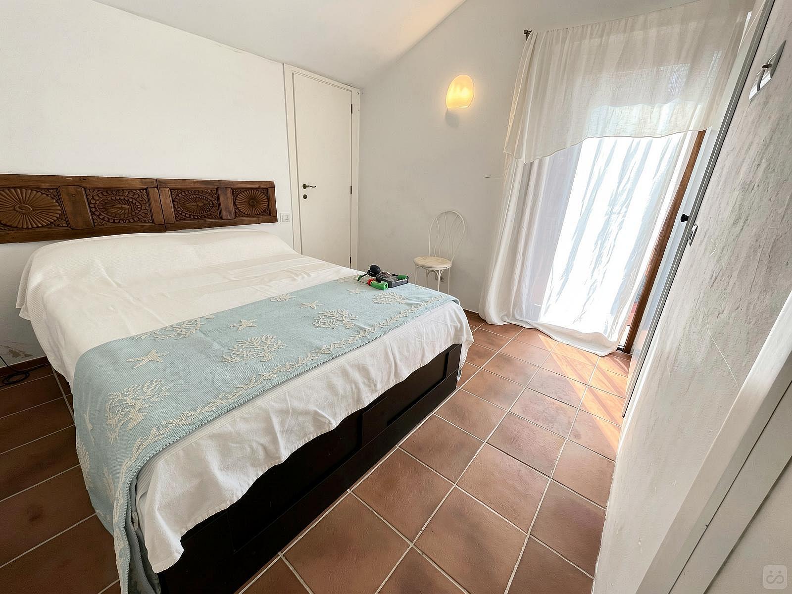 Private Room Double Bed - 6