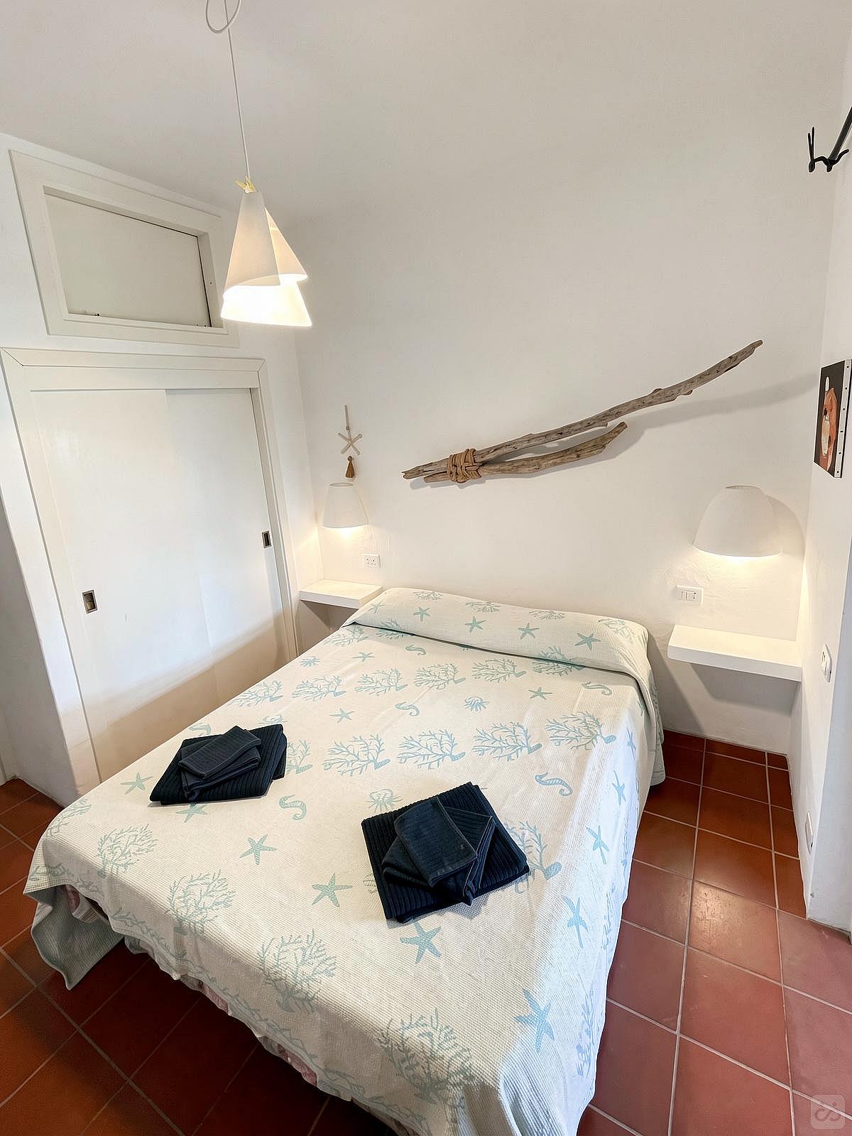 Private Room Twin Bed - 6