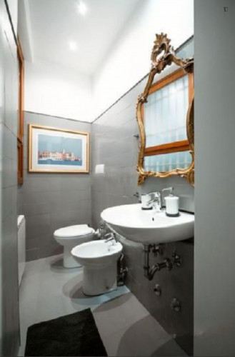 Comfy 2 bedroom apartment near Piazza San Marco - Gallery - 7