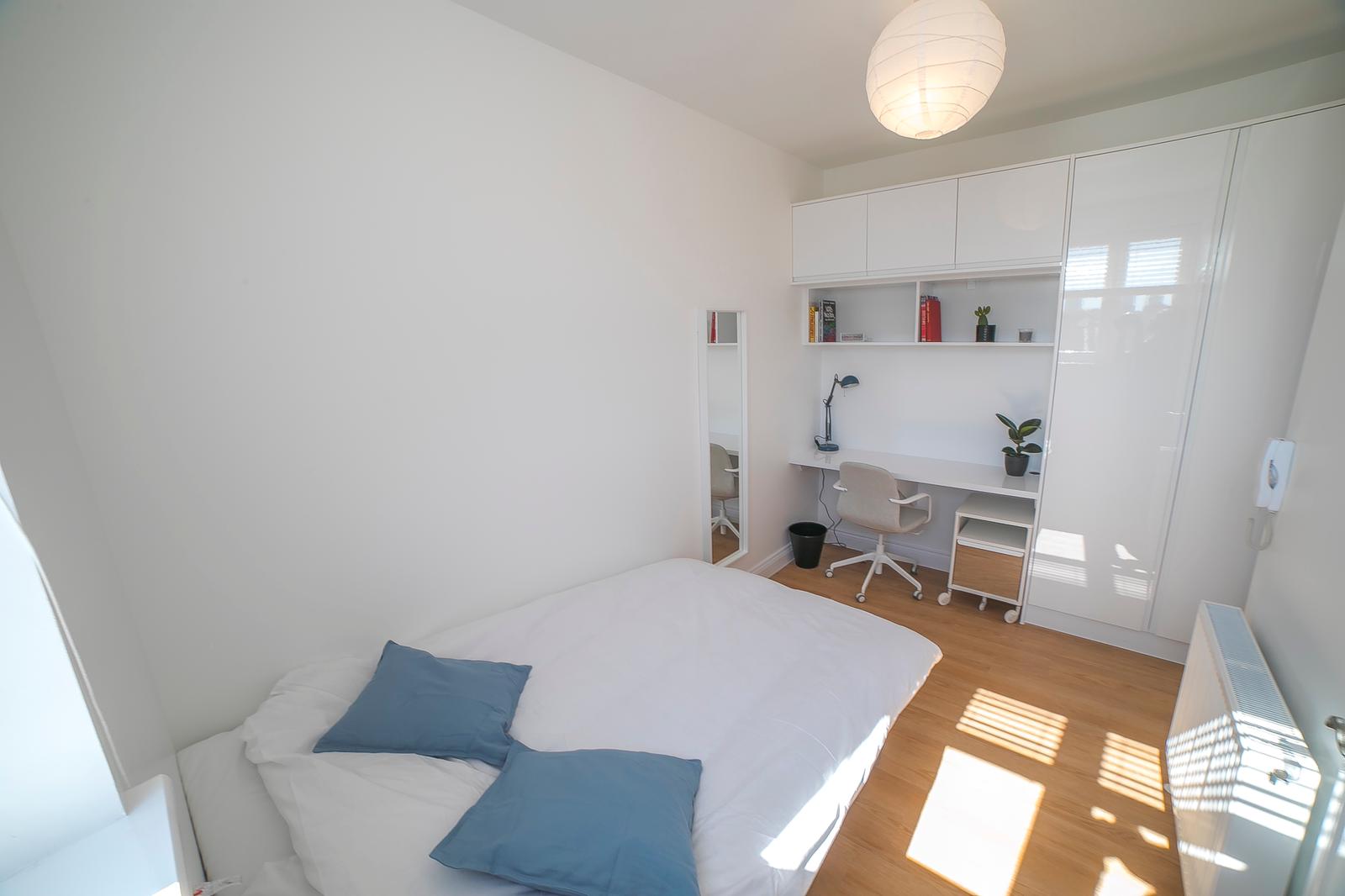Premium En-Suite Plus - West Green House - Flexible Tenancies - Gallery - 2