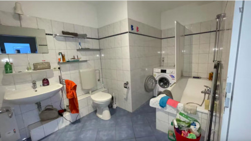 Single bedroom in 5-bedroom apartment - Gallery - 7
