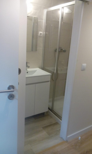 2 bedroom apartment - Gallery - 6