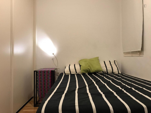 Cool 2-bedroom apartment near the iconic La Sagrada Família  - Gallery -  5