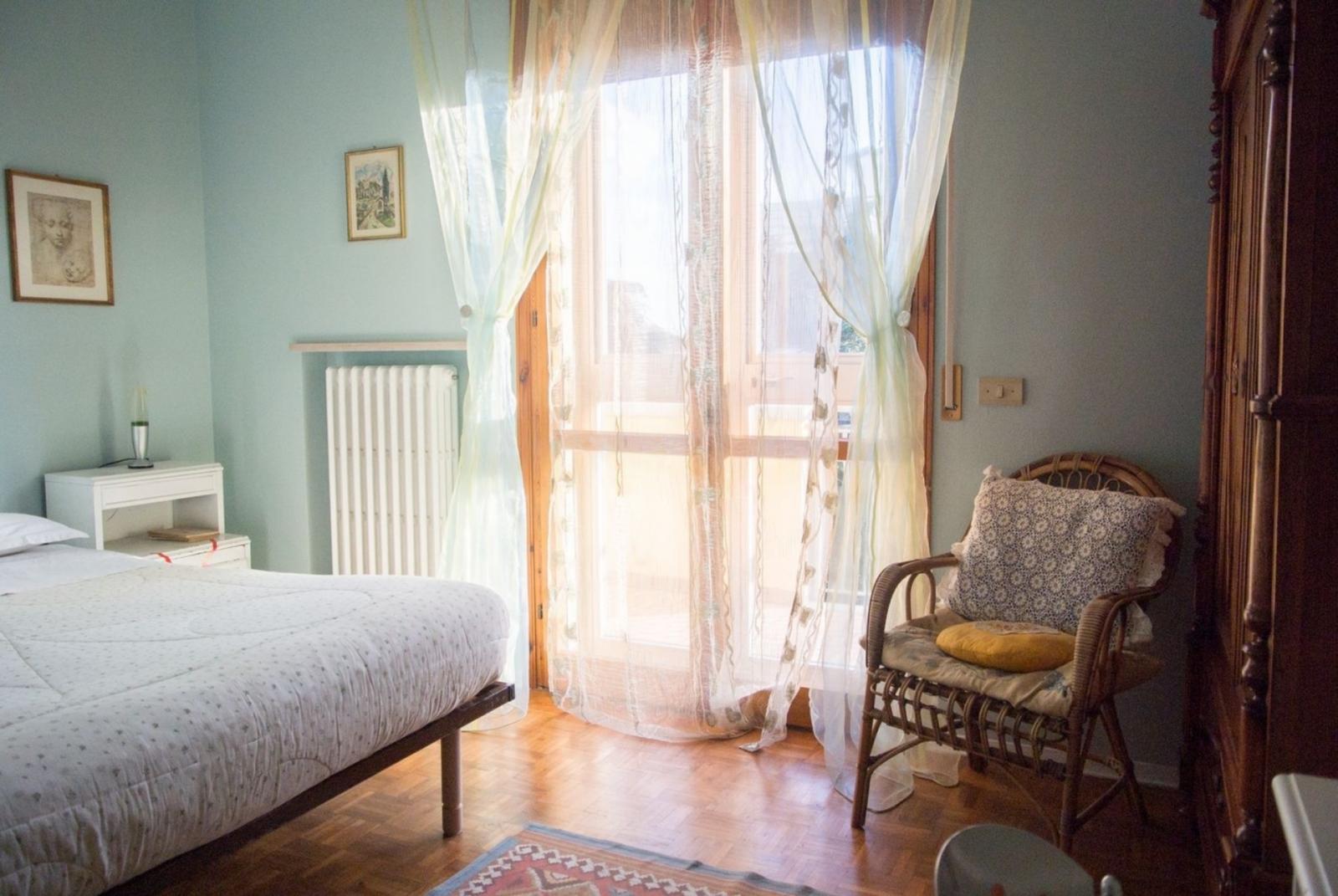  Graceful Double Bedroom Close To Teatro Verdi  -  Graceful double bedroom close to Teatro Verdi  - Gallery -  1