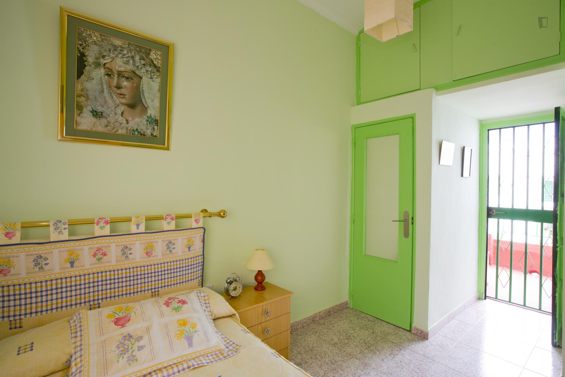 Cosy single bedroom in the Macarena neighbourhood