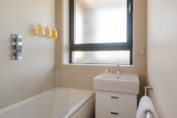 2 Bed Apartment - Scala Street - Gallery - 7