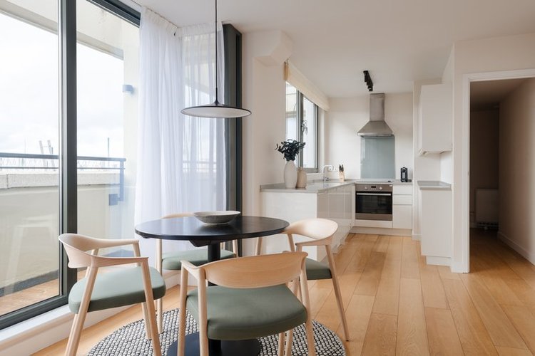 2 Bed Apartment - Scala Street - Gallery - 8