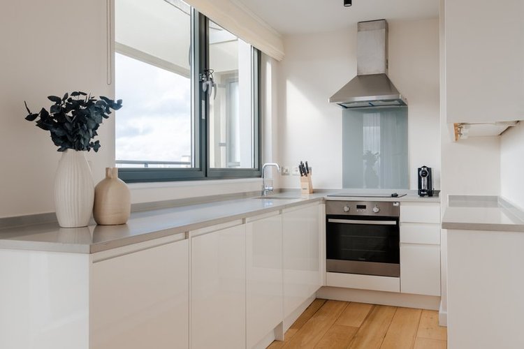 2 Bed Apartment - Scala Street - Gallery - 5