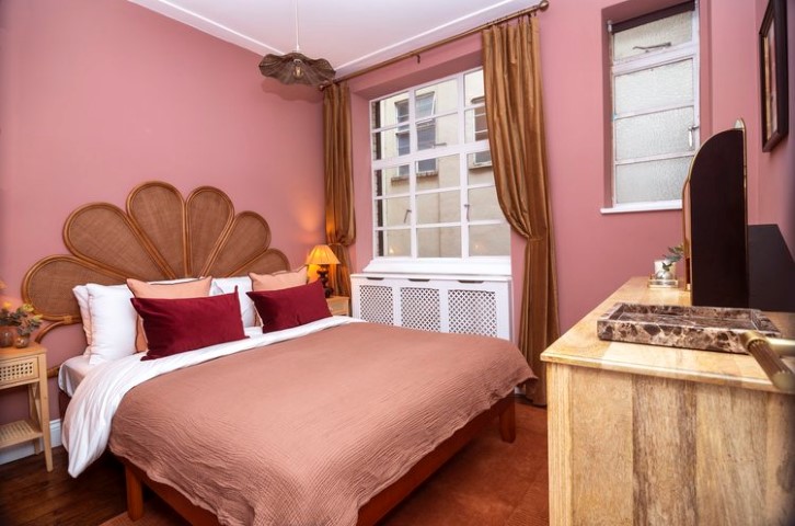  2 Bed Apartment  -  Brompton Road  - Gallery -  3