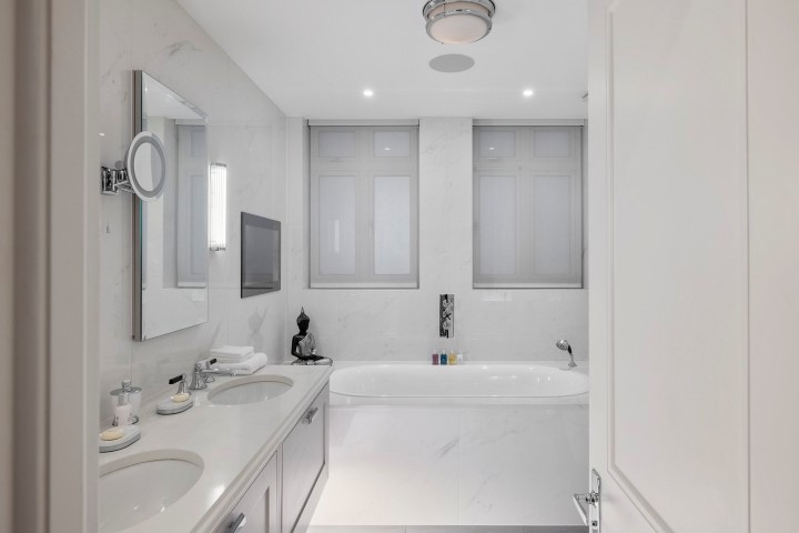  2 Bed Apartment  -  Brompton Road  - Gallery -  14