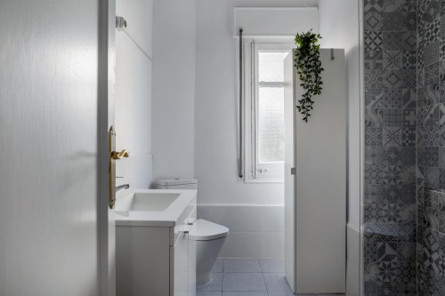 Luminous double bedroom near the Encants metro - Gallery - 9