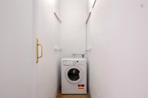 Luminous double bedroom near the Encants metro - Gallery - 7