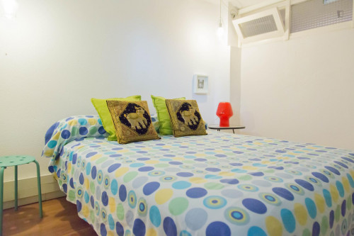 Modern and welcoming 1-bedroom flat in Sant Gervasi - Galvany - Gallery - 11