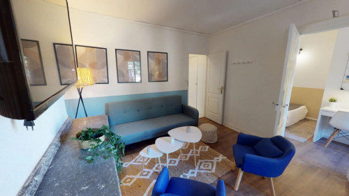 Delightful double bedroom near the Compans-Caffarelli metro - Gallery - 16