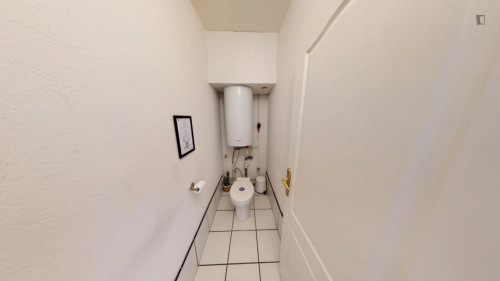 Delightful double bedroom near the Compans-Caffarelli metro