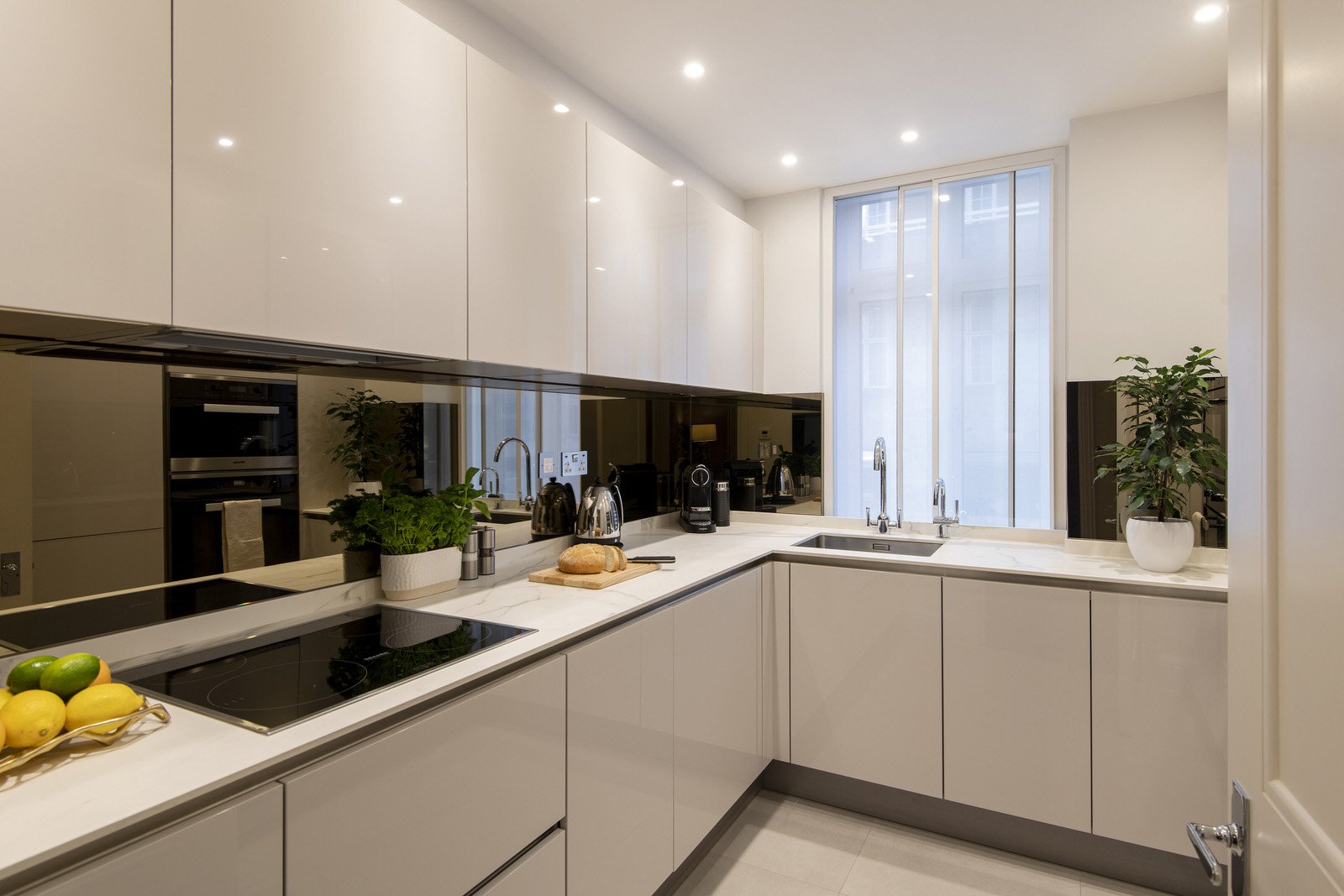  1 Bed Apartment  -  Park Lane London  - Gallery -  9