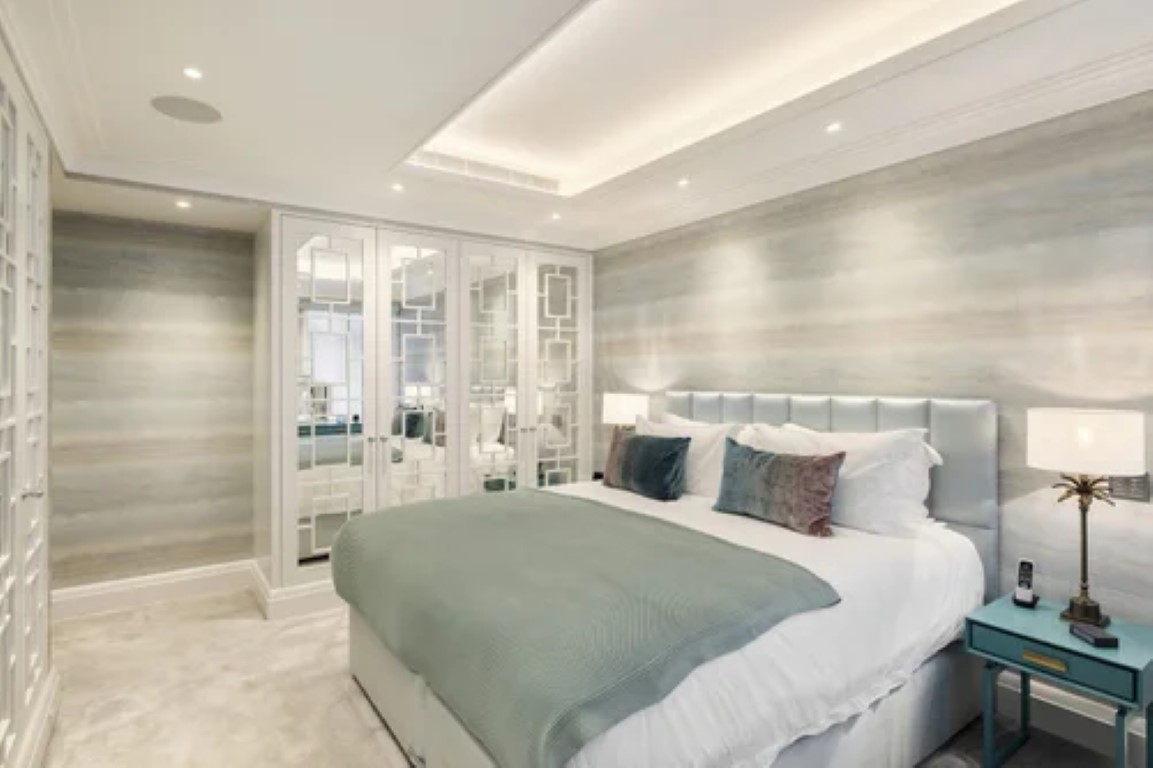  Three Bed Apartment  -  Park Lane London  - Gallery -  1