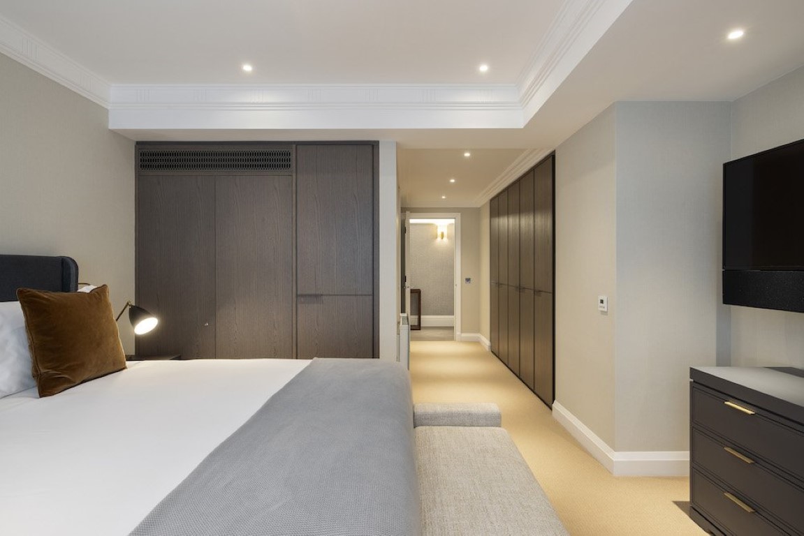  Three Bed Apartment  -  Park Lane London  - Gallery -  12