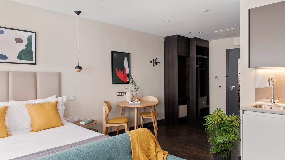  Deluxe Studio Apartments  -  Cannon St Apartments  - Gallery -  5