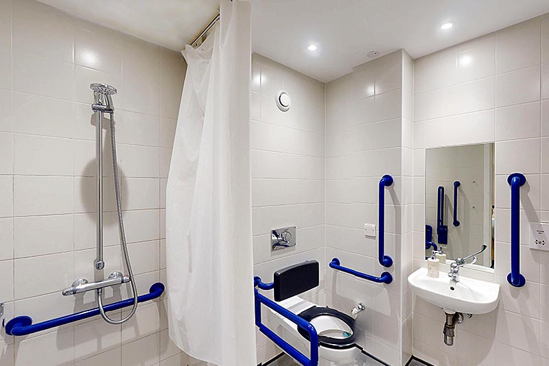  Studio Plus  -  Edinburgh College Residence  - Gallery -  4