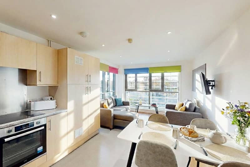  Classic En-Suite Plus  -  Edinburgh College Residence  - Gallery -  6