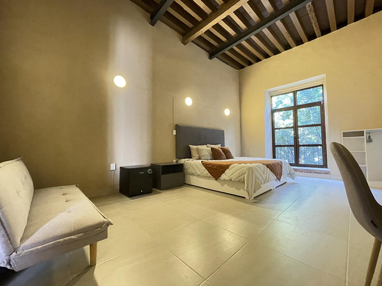 Suite Room - 15