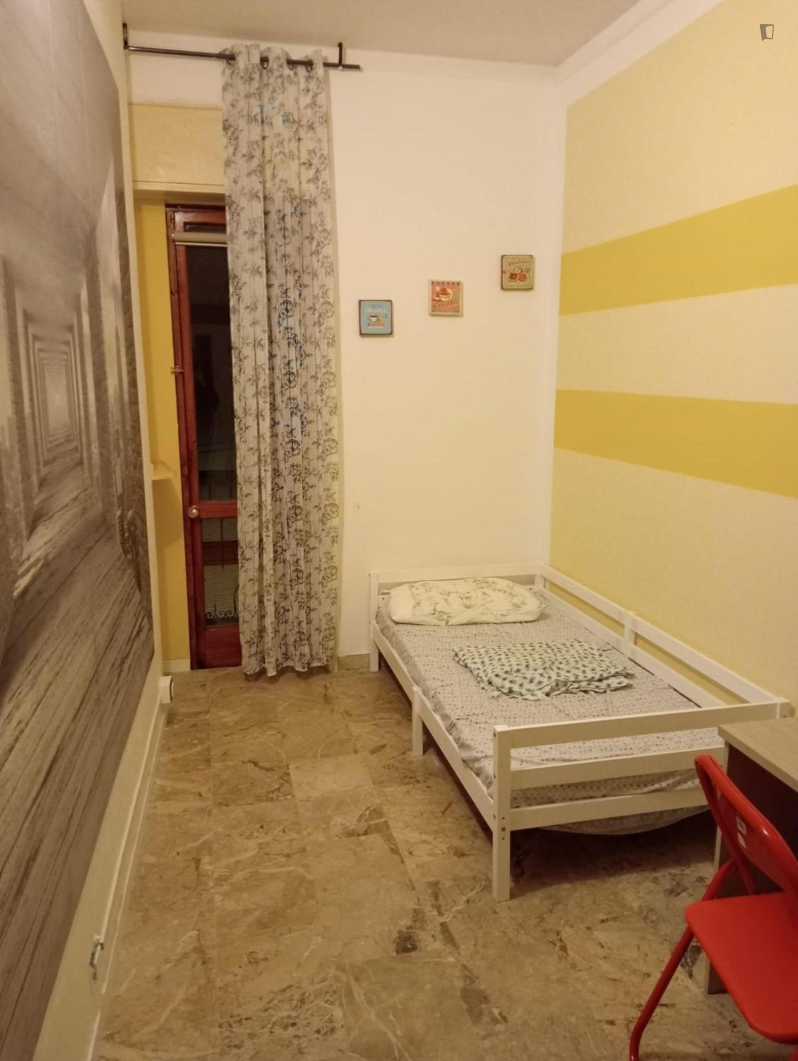  Comfy Single Bedroom Close To Università Cattolica Del Sacro Cuore Of Cremona  -  Comfy single bedroom close to Università Cattolica del Sacro Cuore of Cremona  - Gallery -  1