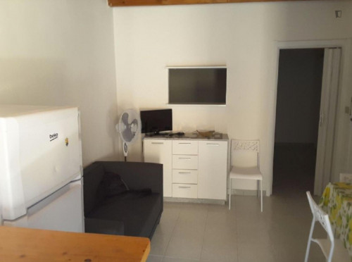 Comfy Apartment close to the beach and the Giuseppe Manno garden
