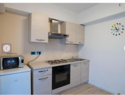Entire Apartment Standard Family Room In Perugia Centre Near Central Train Station - Gallery - 6