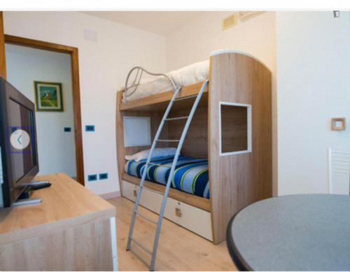 Entire Apartment Standard Family Room In Perugia Centre Near Central Train Station