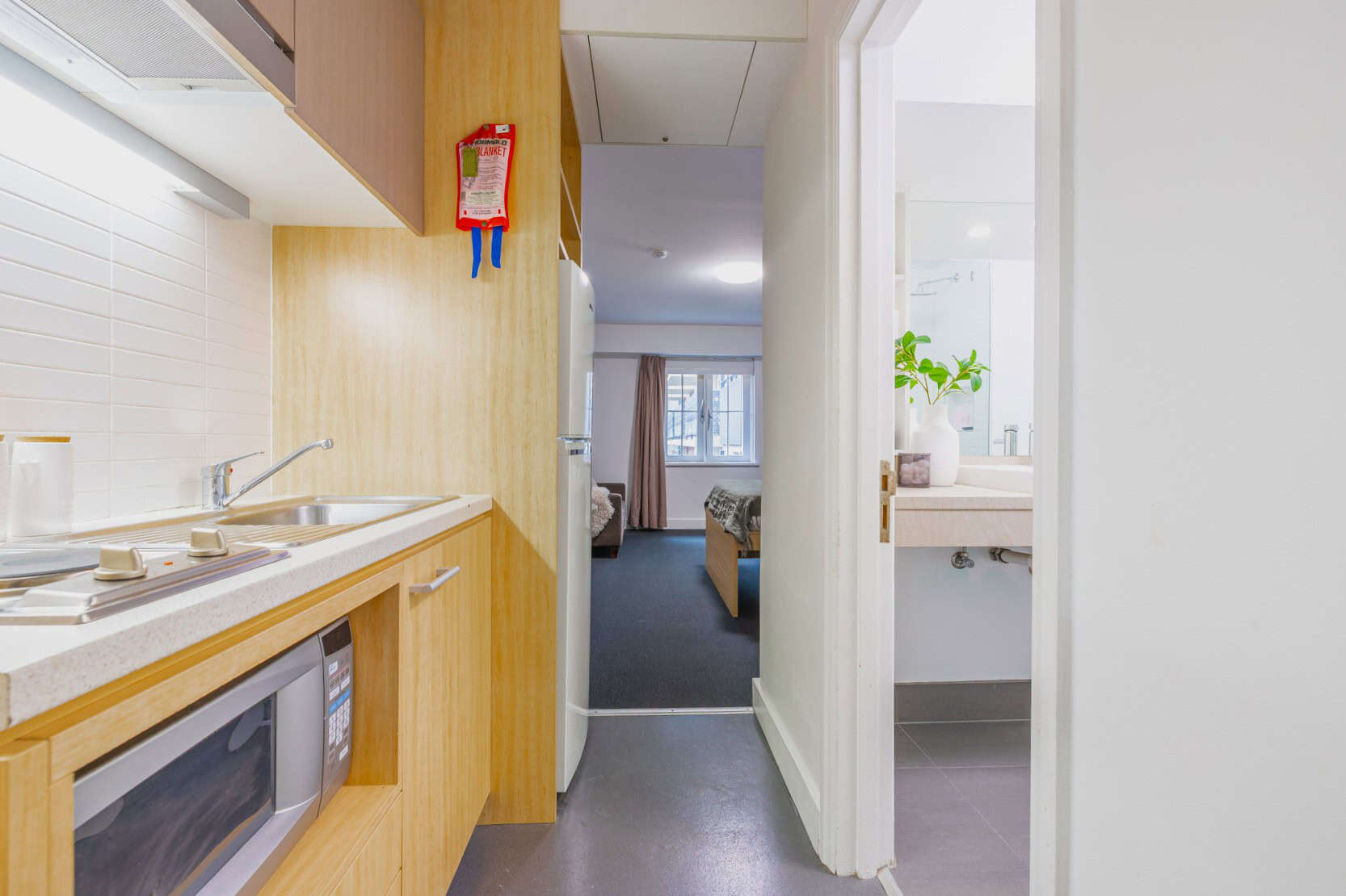  1 Bedroom Suite  -  Dwell Village Melbourne City  - Gallery -  7