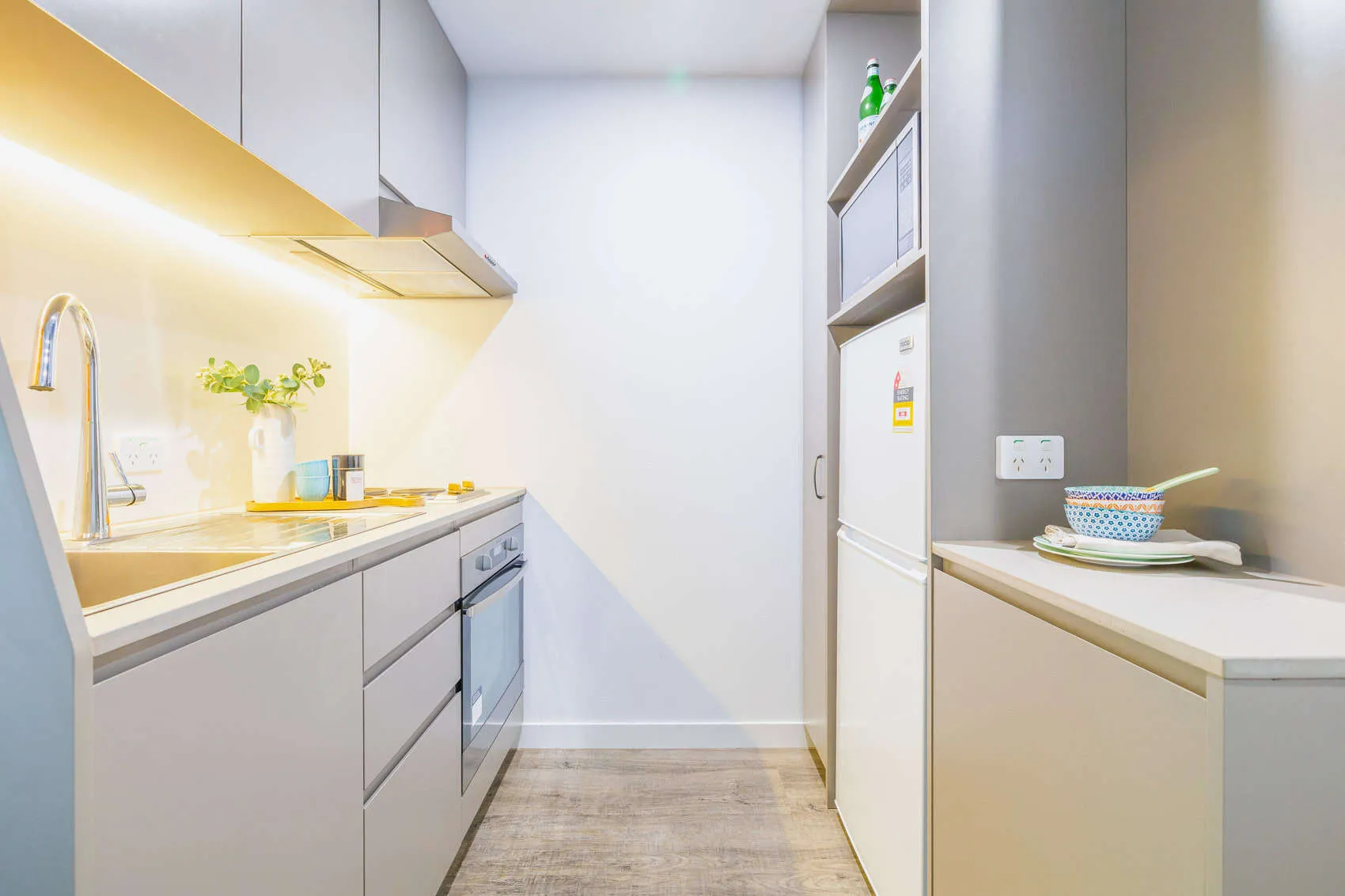  1 Bedroom Studio Premium  -  Dwell Village Melbourne City  - Gallery -  7